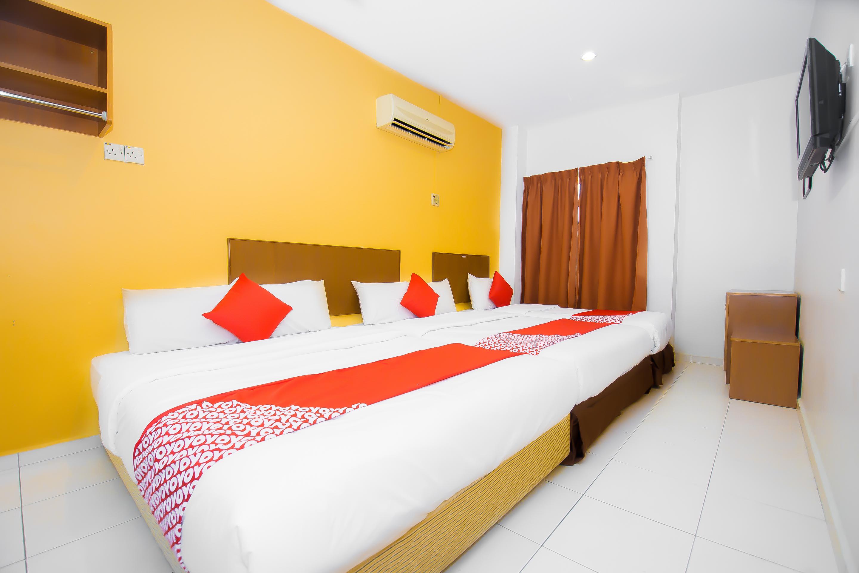Oyo 582 Hotel Walk Inn Kampong Pasir Puteh  Exterior photo