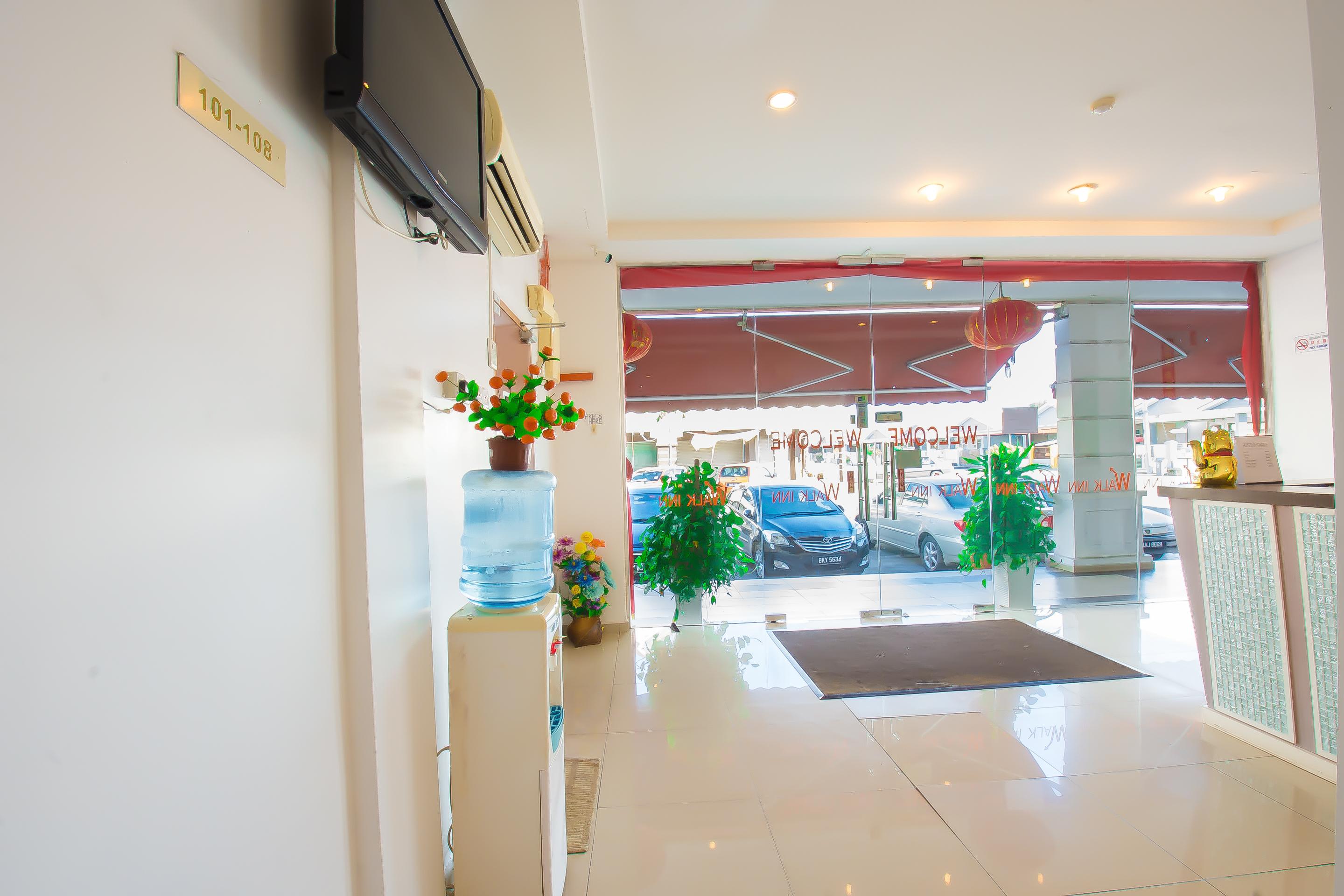 Oyo 582 Hotel Walk Inn Kampong Pasir Puteh  Exterior photo